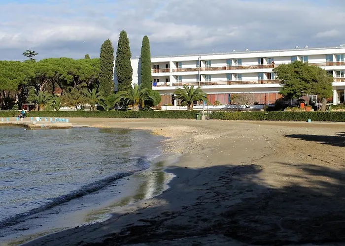 Apartman With Parking Space - 20532 Zadar