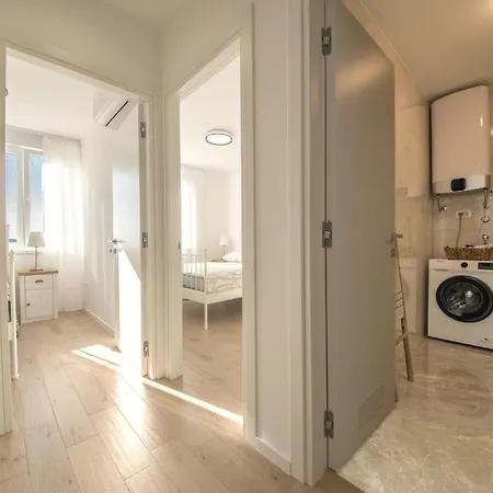 Appartement With Parking Space - 20532