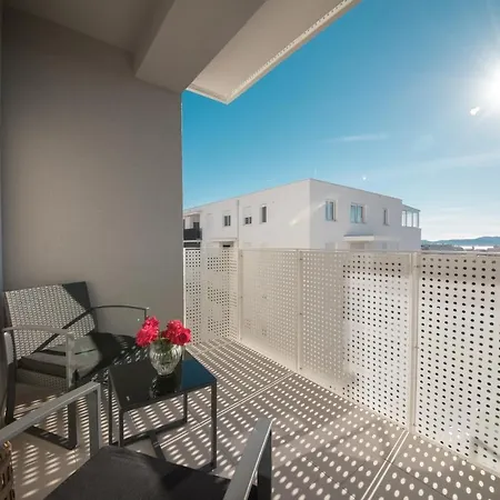 Apartment With Parking Space - 20532 Zadar